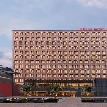 Hilton Garden Inn Bengaluru Embassy Manyata Business Park Zewnętrze zdjęcie